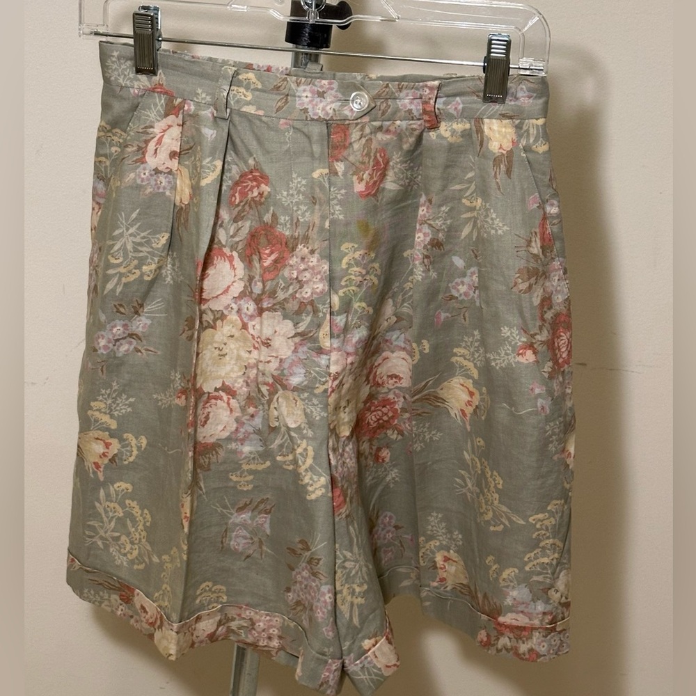 LAST CHANCE!Ralph Lauren Floral linen Shorts